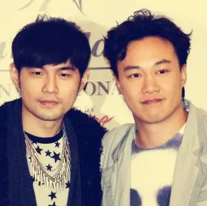 明明就和淘汰串烧-周杰伦 陈奕迅钢琴谱