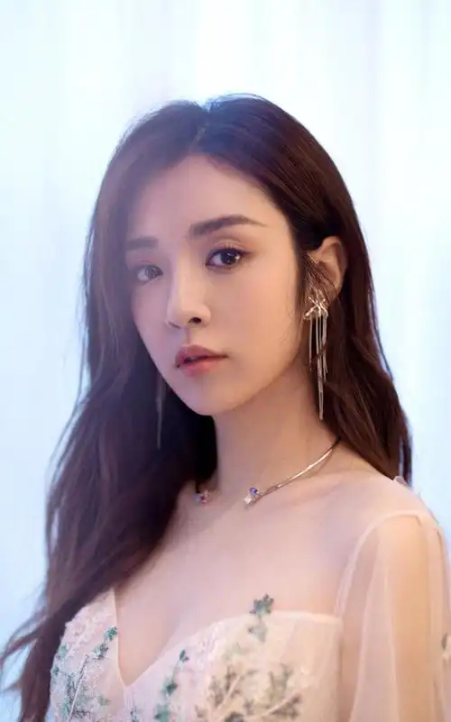 李晨王晓晨是什么关系恋情怎么回事?王晓晨情史圈内人缘不好真假