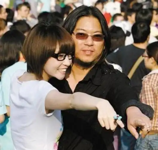 夕又米19岁嫁高晓松25岁被抛弃现在的人生状况怎样