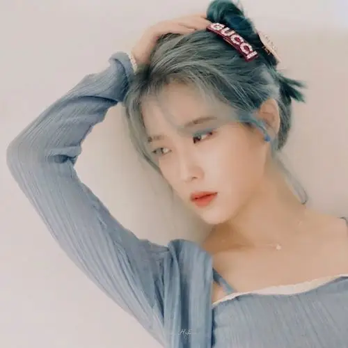 iu李知恩无水印壁纸