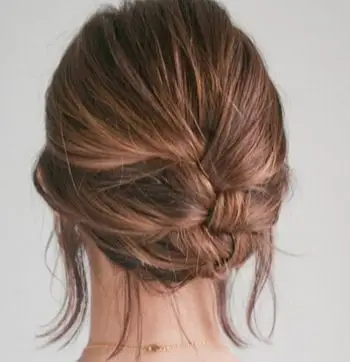 发型diy 盘发 >> 流行美最新发型短发怎么盘 中短盘头发型图片(5)2016