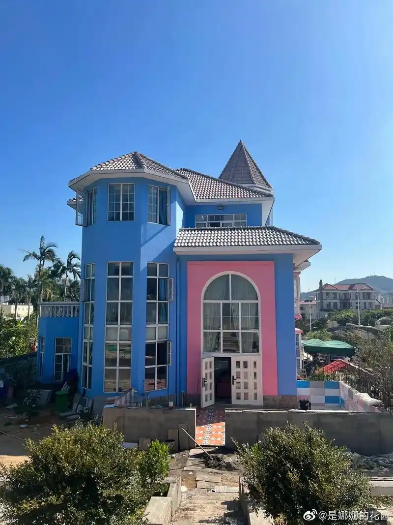 马卡龙风格的城堡别墅.#别墅93 #农村自建别墅 #别墅设计 - 抖音