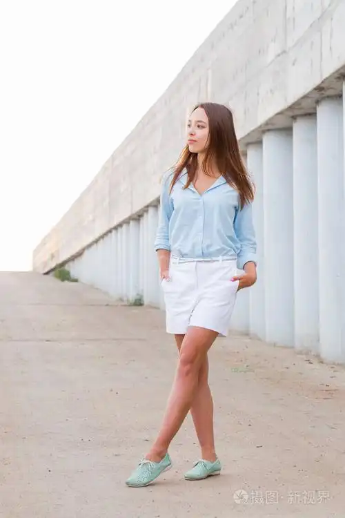 公园, 步行, 夏天概念照片-正版商用图片0s4vdq-摄图新视界