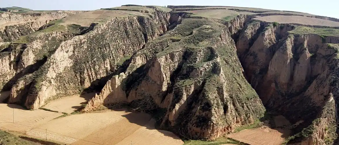 黄土高坡的风景.