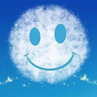 蓝天上白云微笑的头像_微信头像图片大全