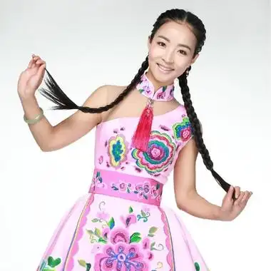 关注歌手查看更多王小妮,出生于陕西省榆林市榆阳区,北京歌舞剧院