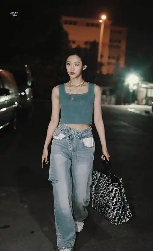 snh48年度总决赛,许佳琪回家助力,siri姐姐孙芮回来了_舞台_人气_后续