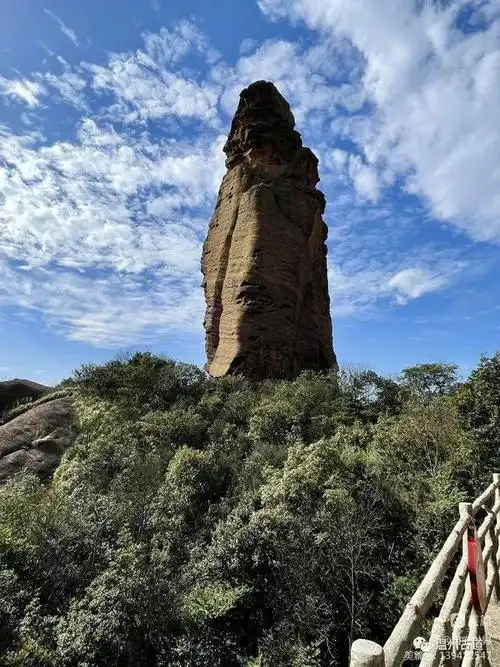 世界自然遗产国家五a级旅游景区弋阳龟峰值得去一趟