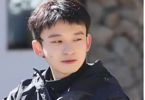 31岁的董子健终于在2024年初打了一场漂亮的翻身仗