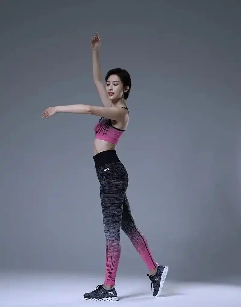 张俪健身棚拍,这身材也太好了