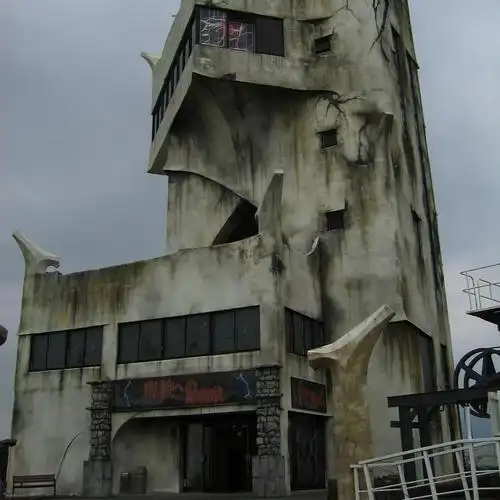 被恐惧支配的世界日本人票选的恐怖鬼屋排名一秒都不想多呆