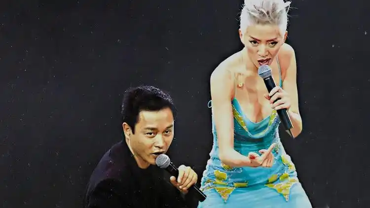 张国荣,梅艳芳合唱《芳华绝代》,两人一开口,惊艳全场!