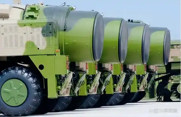 神一样的存在!中国"东风"-21d导弹射程1500千米,制造原理成谜