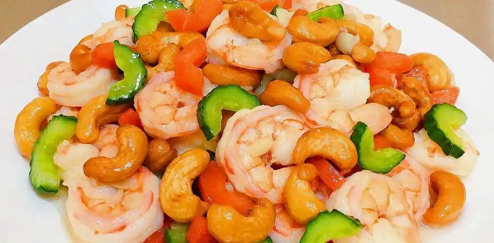 腰果虾仁这样做好吃,嫩滑爽口,香脆咸咸,营养丰富,老少皆宜_美食_大虾