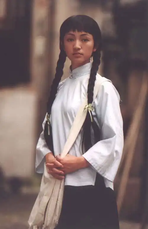 2000年《像雾像雨又像风》方紫仪(罗海琼)剧照