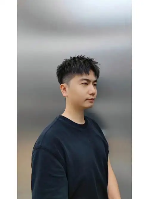 微胖男生帅气发型