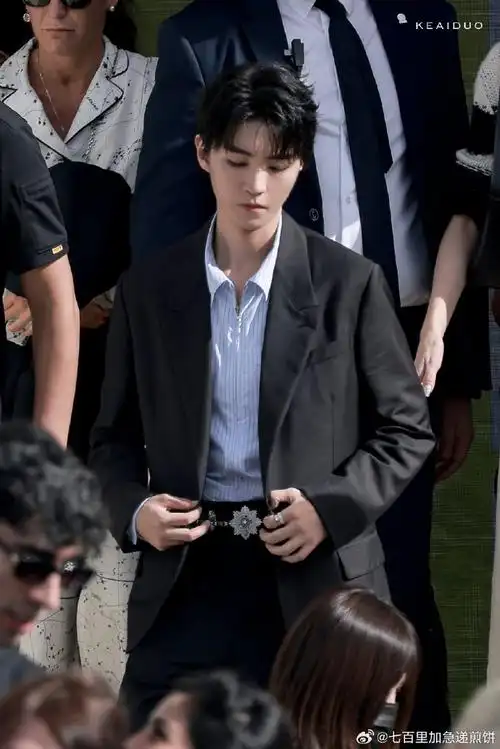 迪丽热巴王俊凯同框