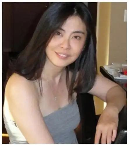 被周星驰坑了龅牙珍美照曝光后确定不是王祖贤