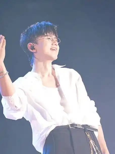 "00  "我爱你们"  @张杰crazy_jasonzhang的微博视频