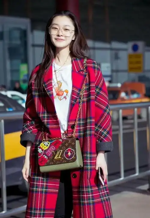 李沁|毛晓彤|李小冉|生活照|武侠片|动作片|科幻片|机器人题材电视剧