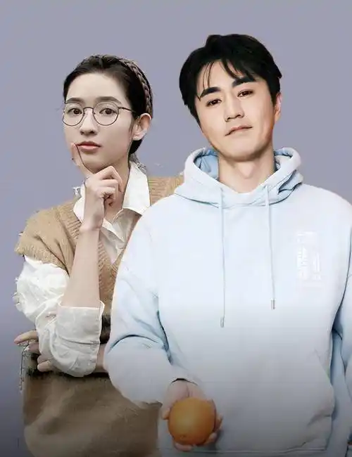 原创杨玏载王玉雯现身横店深夜为女友买美食恋情曝光一年感情稳定