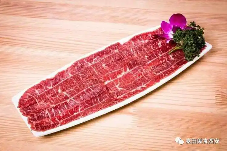 8折优惠只为让你尝到平生难忘的老潮汕牛肉火锅!