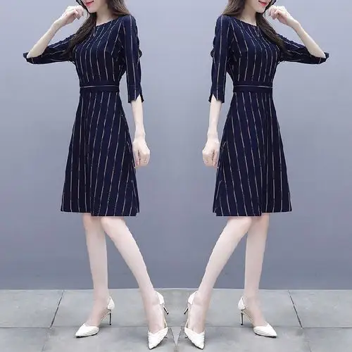 地摊货源1688阿里巴巴市场进货女装春夏京东商城官网连衣裙