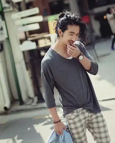 最潮男士中长烫发发型设计,中长发图片,发型图片