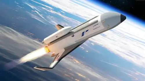 实验太空船phantom express在太空中