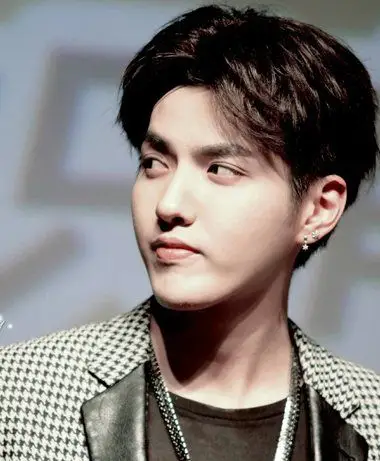 男生中分怎么留好看中分适合怎样的男生