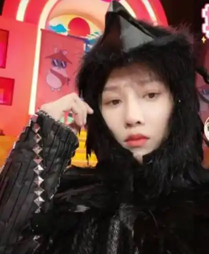 the9女团古装秀,刘雨昕扮雕,赵小棠白凤九,看虞书欣惊艳了_cos_造型