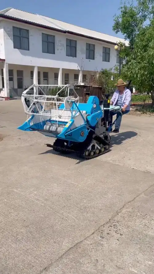 农用割稻收割脱粒机小型水稻麦子联合收割机新型履带式谷物收获机-度