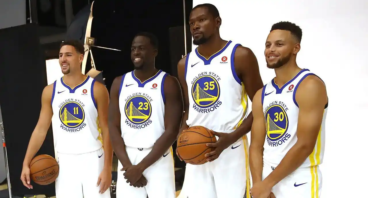 细数21世纪nba中最强的三巨头组合,詹皇两次上榜,勇士堪称最强