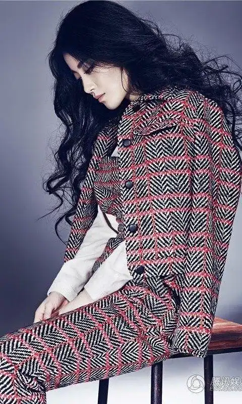 李嘉格_明星美女手机壁纸_我要个性网