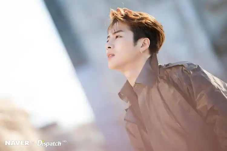 王嘉尔xd社naver米兰时尚高清大图嘎嘎的新壁纸又来了