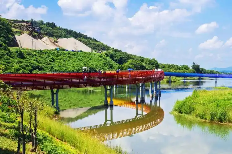 绍兴新网红彩虹桥,水梯田你去看了吗? 作者 孙龙根 孙琳 俞雪华 原创