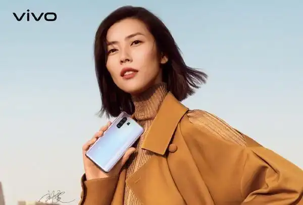 vivo公布x30系列代言人刘雯海报网友这代言选的好