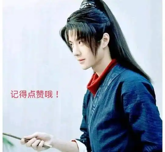 再到后来,开始于当红小花赵丽颖合作的《有翡》,王一博的演技也是越来