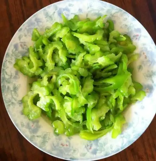 兲倥咹静做的清炒苦瓜
