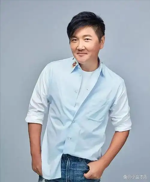 而那英的老公,对于这些照片似乎也并不