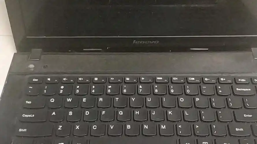 这电脑开机就是进入不了系统,有没有高手能帮我看一下,型号联想g400.