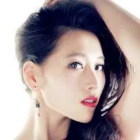 著名青春实力派演员宁丹琳qq头像_盛典的时尚焦点人物