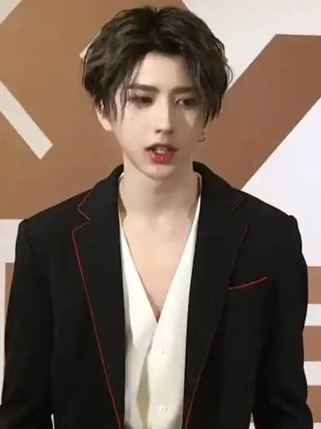 蔡徐坤新歌rideordie