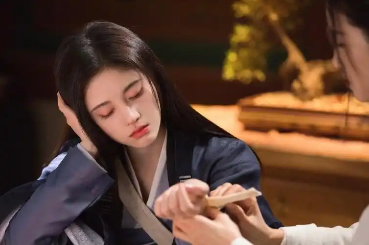 鞠婧祎如意芳霏开播剧照图片