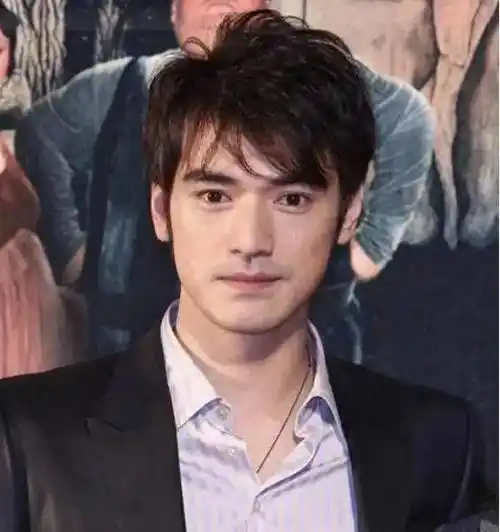 原创看到金城武的老照片才明白韩雪淑淇为什么会有跌落男明星的外表