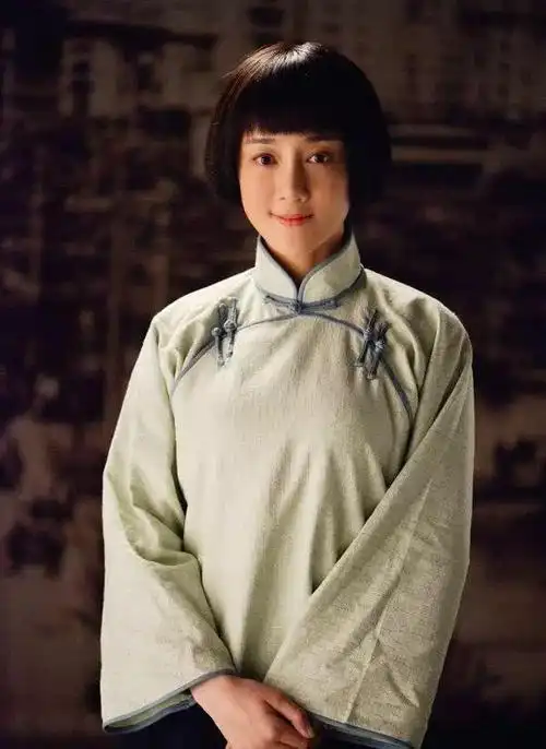 静姝眼神纯净秦文昭乖巧可爱李依晓原来可以这么清纯