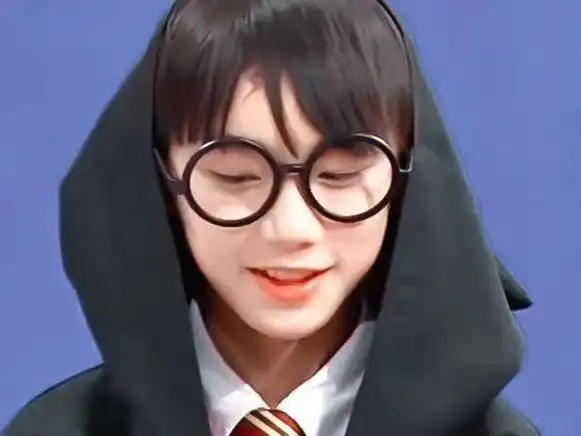 小时候这么呆萌可爱的丁程鑫小学班主任肯定特别喜欢他吧