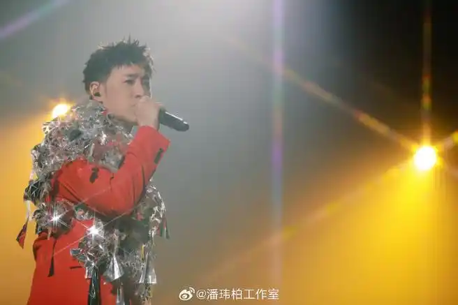 潘玮柏超话7315#潘玮柏狂爱巡回演唱会#相逢,相聚,欢笑,一同定格