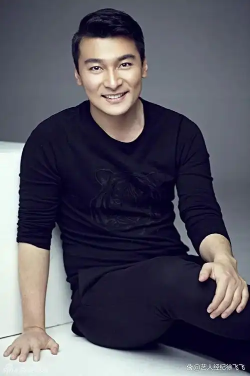 贺刚,1982年7月1日出生于山西省晋中市平遥县,中国内地影视男演员