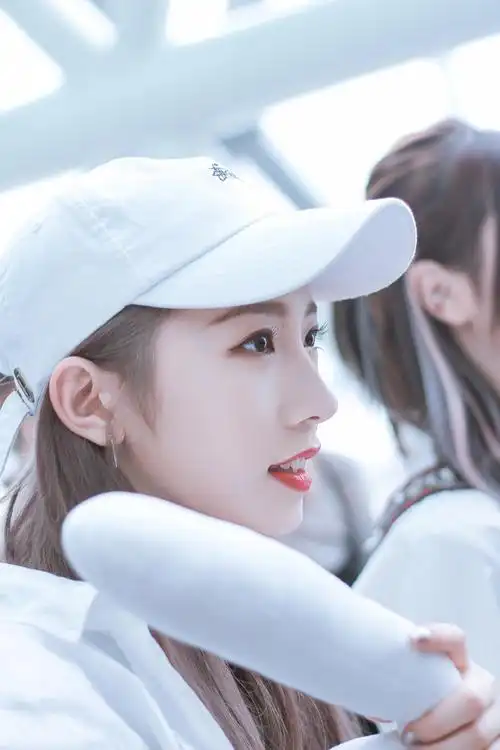 宇宙少女孟美岐图片 (6/6)